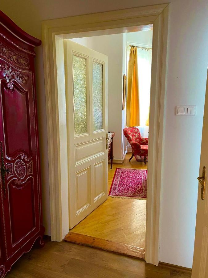 Villa Luca Mosonmagyaróvár Buitenkant foto