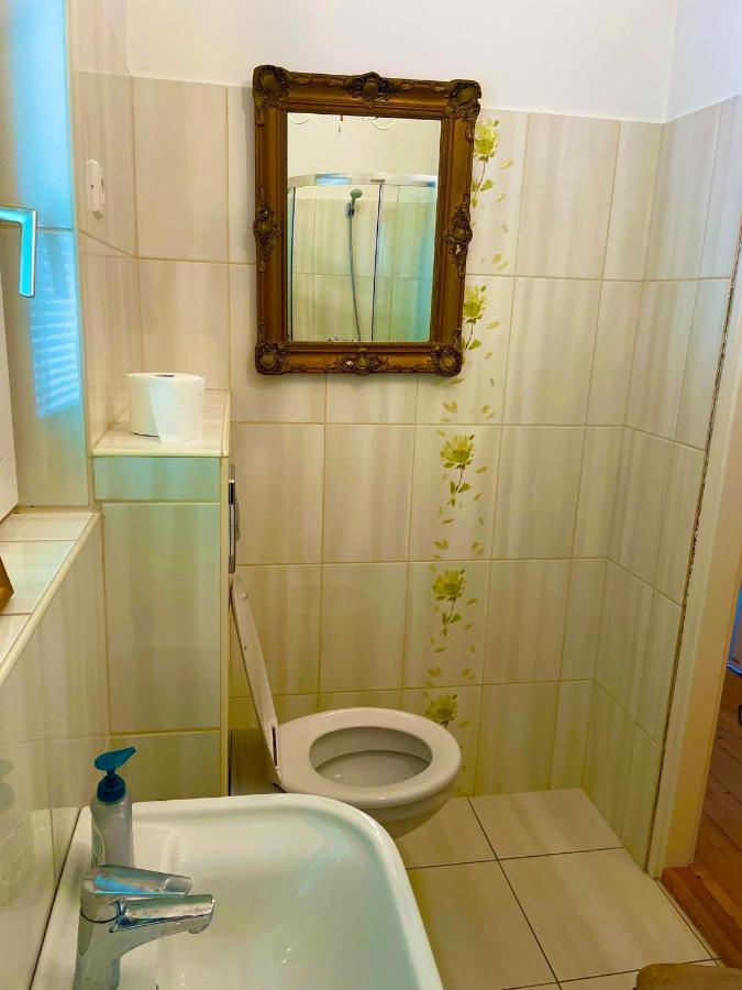 Villa Luca Mosonmagyaróvár Buitenkant foto